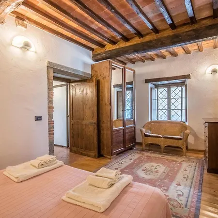 Casale - Scuderie Rosennano